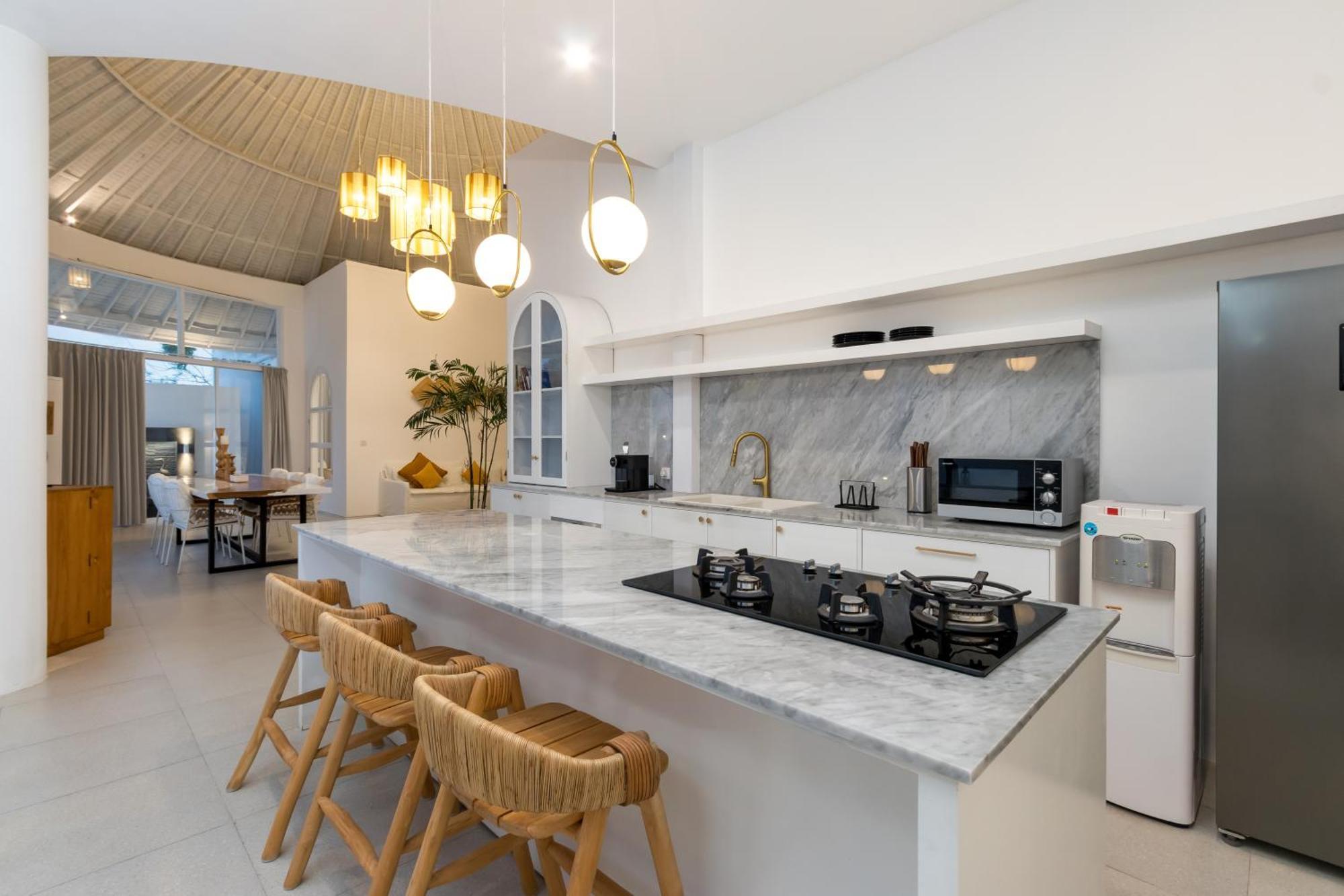 Villa Weiss Berawa Canggu Buitenkant foto