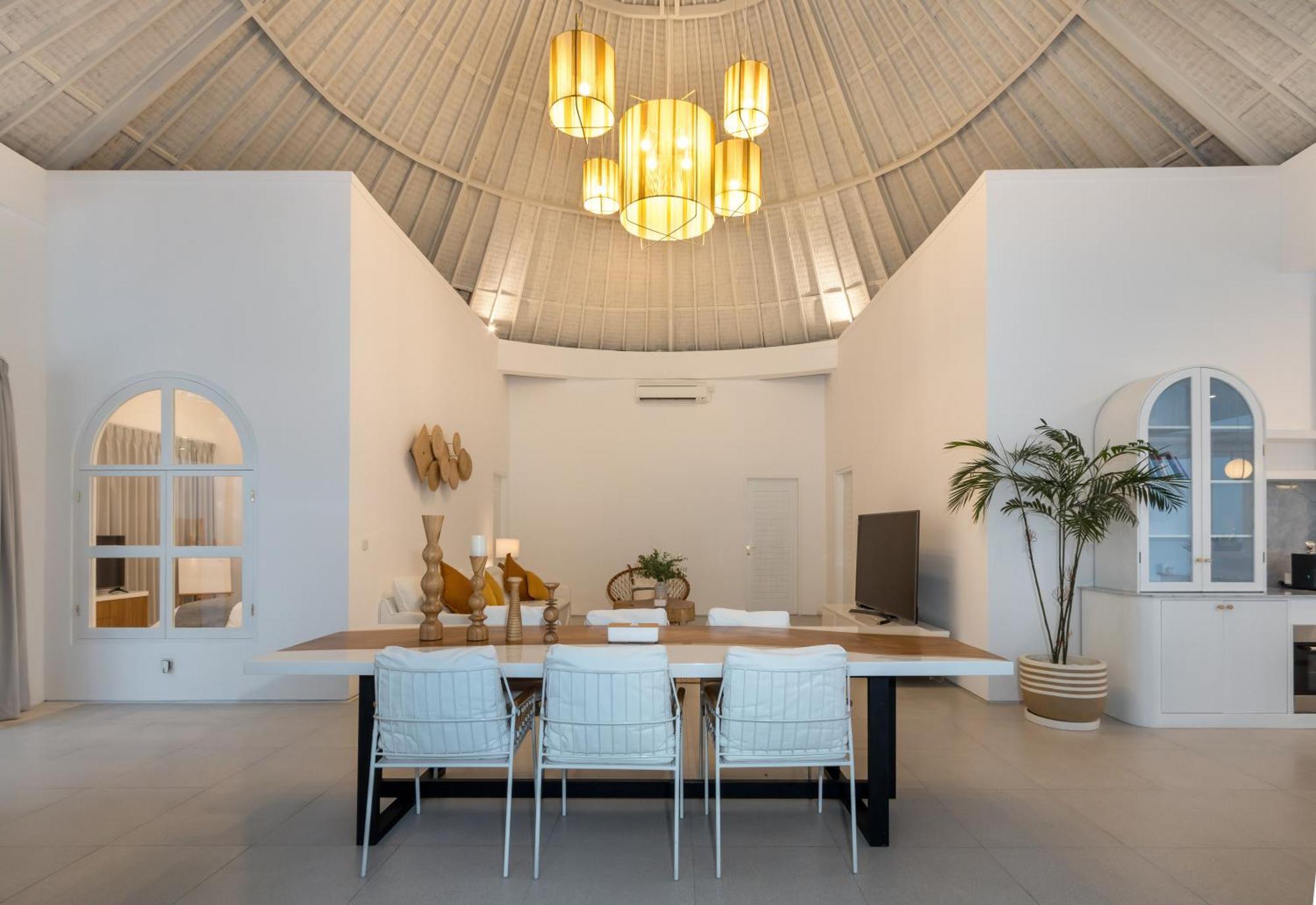 Villa Weiss Berawa Canggu Buitenkant foto