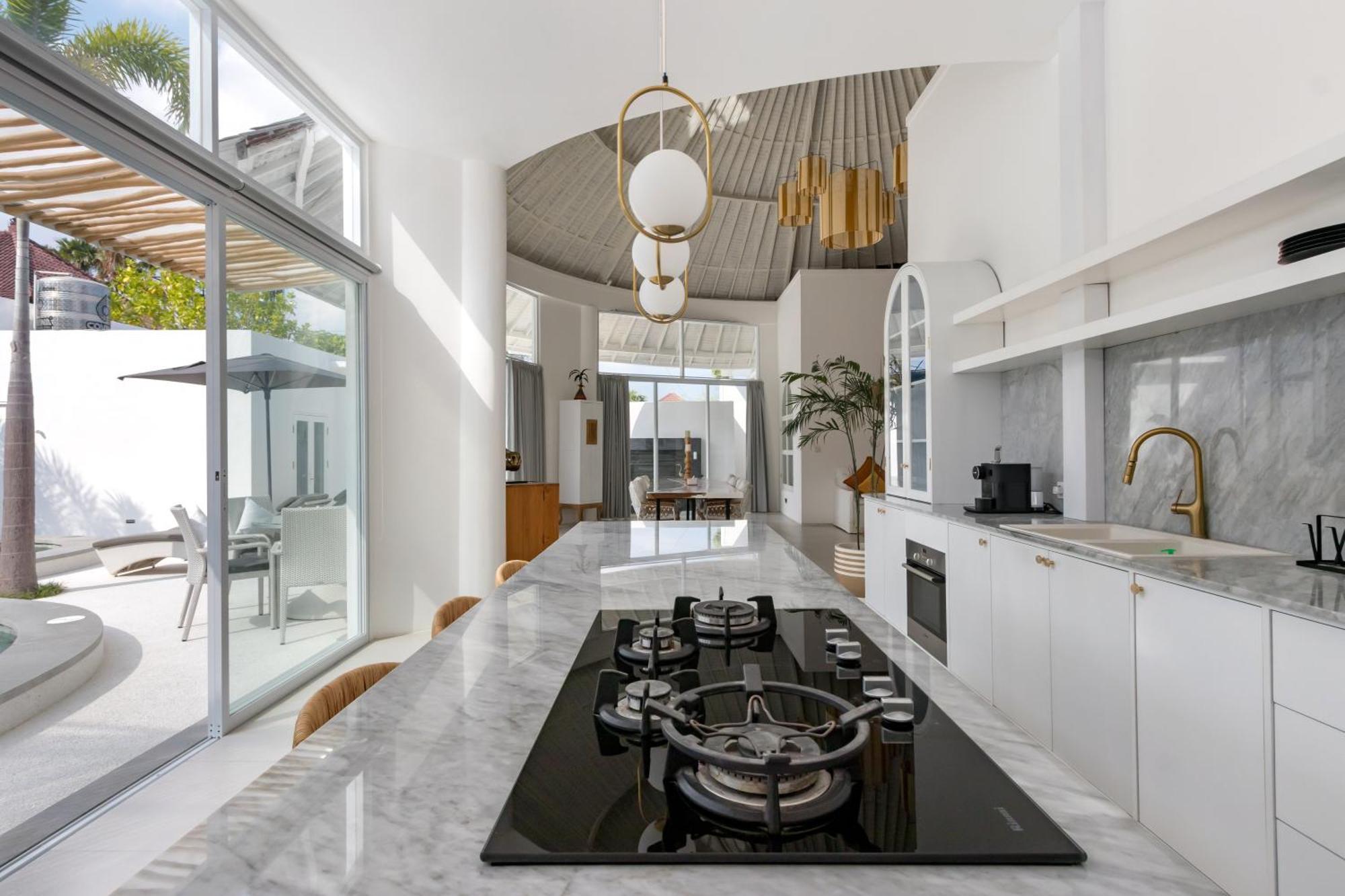 Villa Weiss Berawa Canggu Buitenkant foto